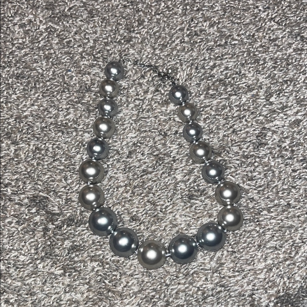 Elegant Silver Pearl Necklace